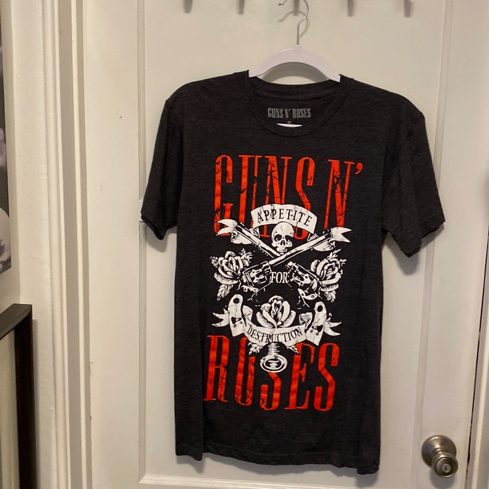 GUNS N’ ROSES t shirt 👕 Size M